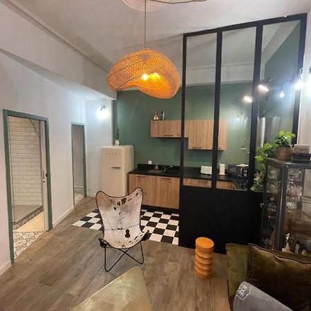 Appartement Au Coeur Du Centre Historique Монпелие Екстериор снимка