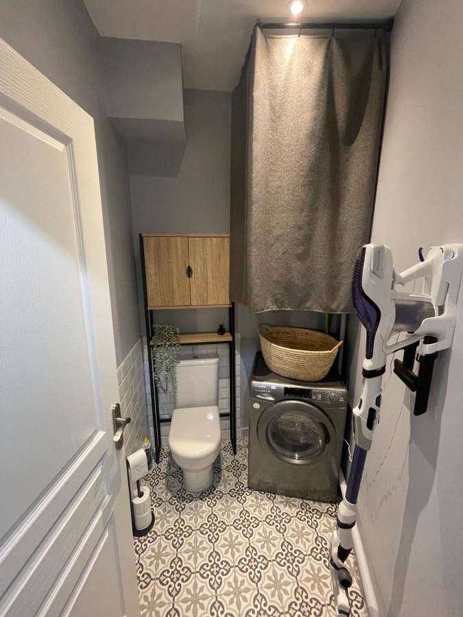 Appartement Au Coeur Du Centre Historique Монпелие Екстериор снимка